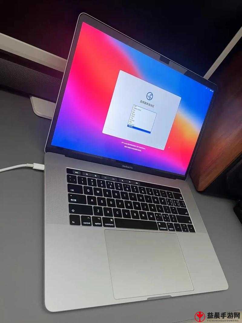 16 岁日本学生 MacBook-Pro 评测从未减退：真的很厉害